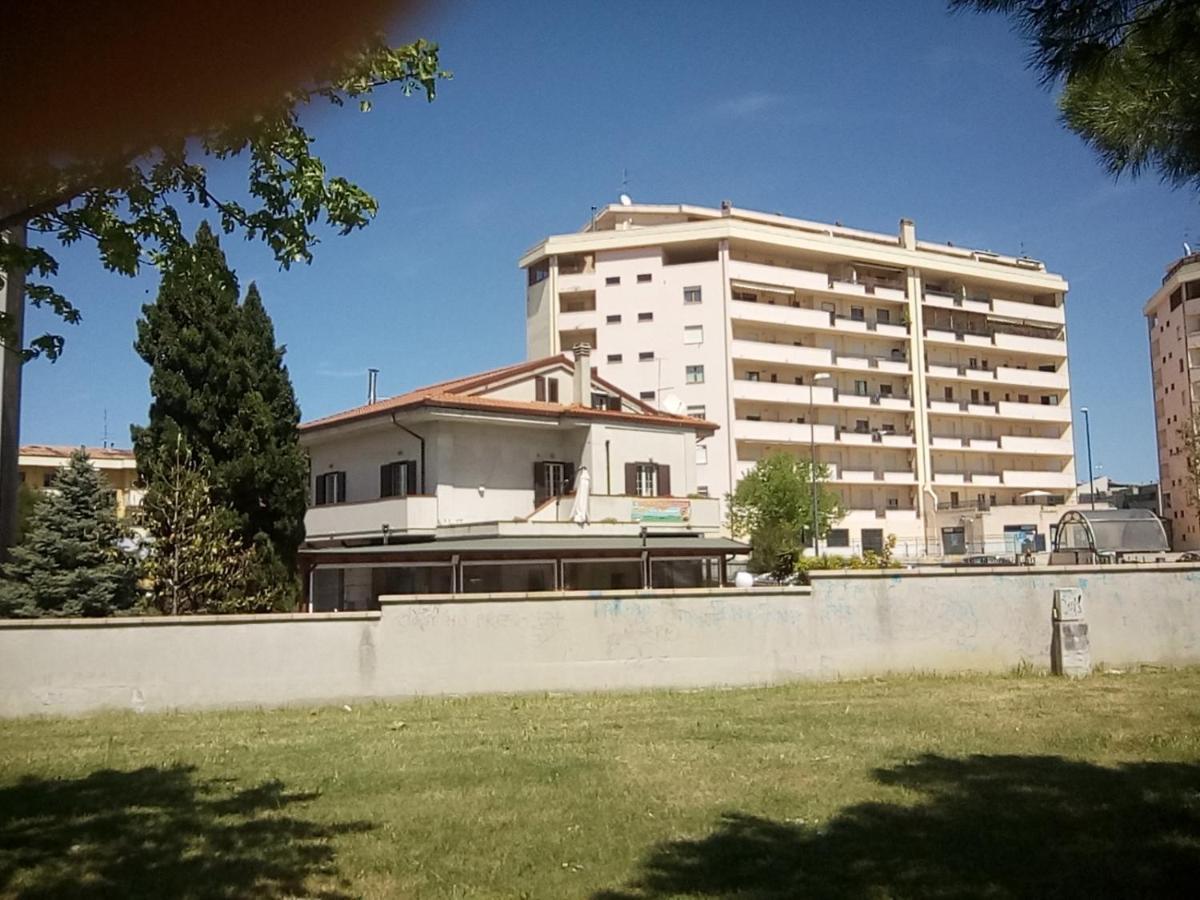 Villetta del parco Pescara Esterno foto